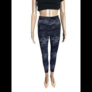 Lole High-Waisted Camo Leggings - Sleek Fitness Style